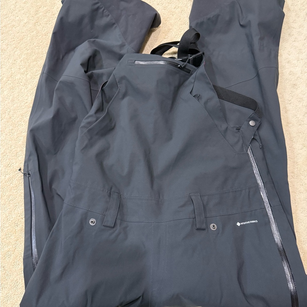 Flylow Women's foxie Black Snow Bib Overalls medium - Picture 6 of 9